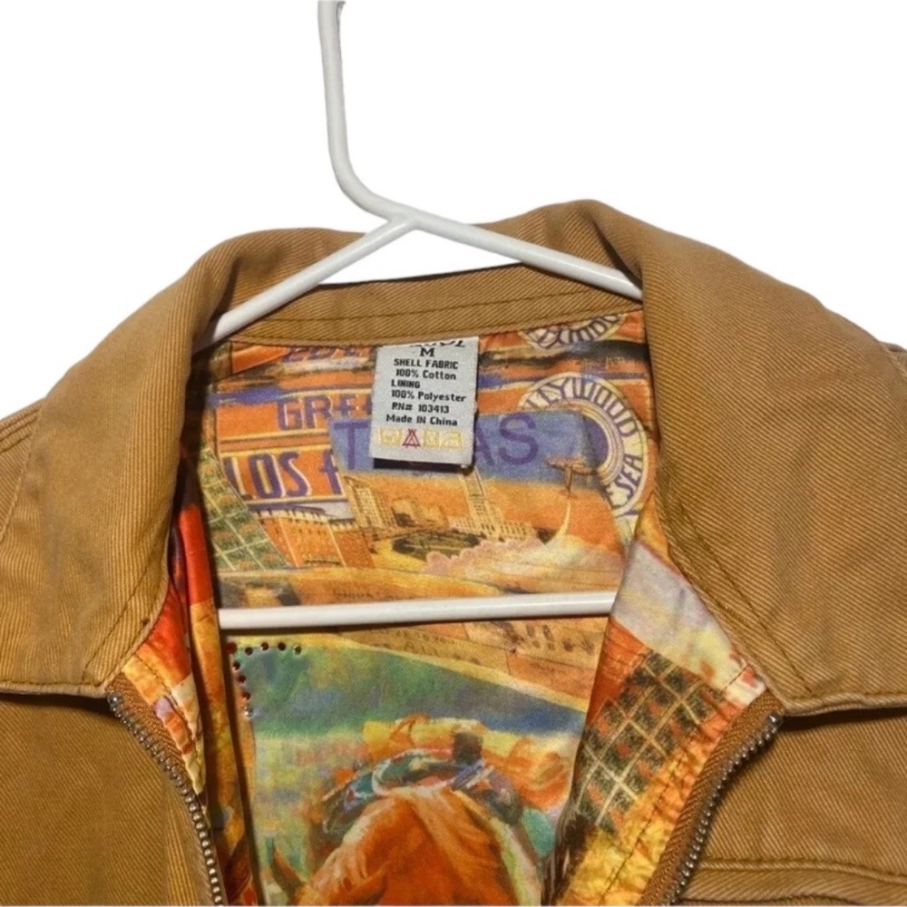 Vest - Picture 2 of 6